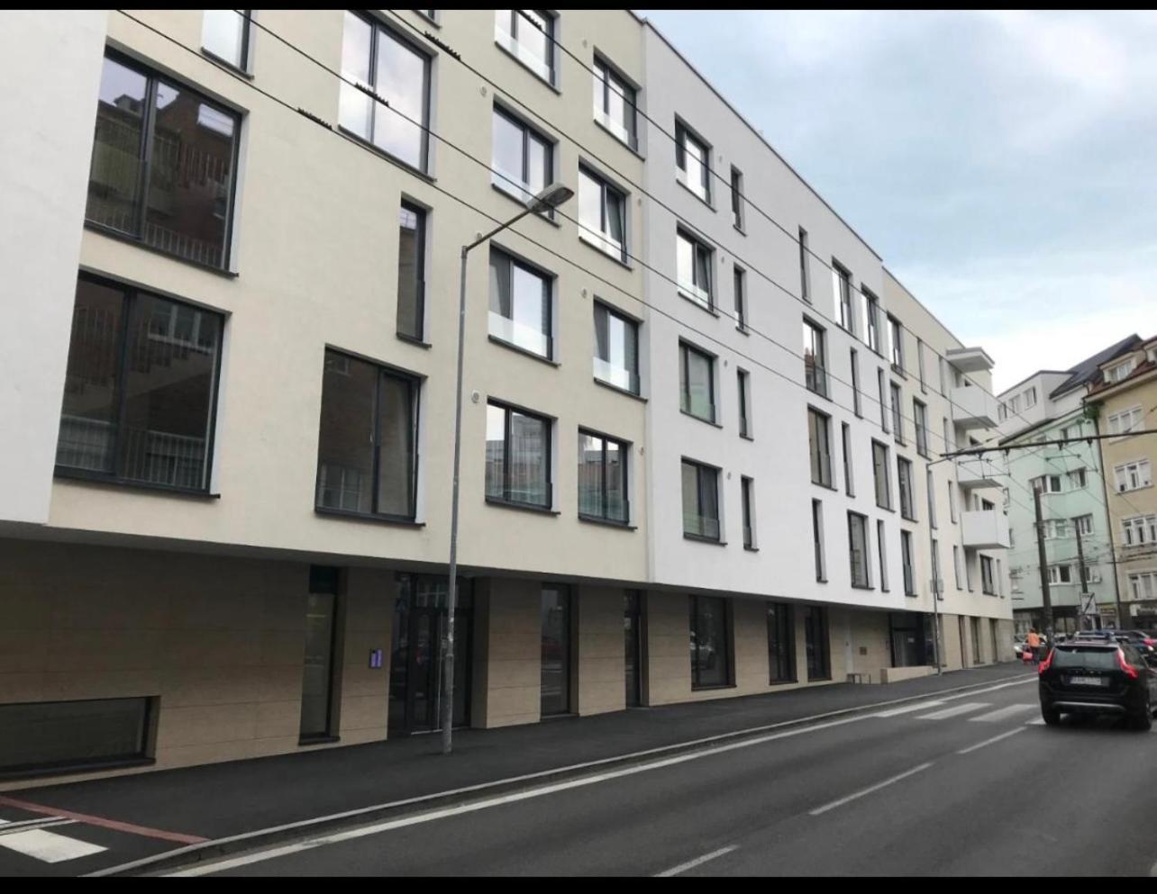 Skau Piano Family & Business Apartment Free Parking Bratislava Exterior foto