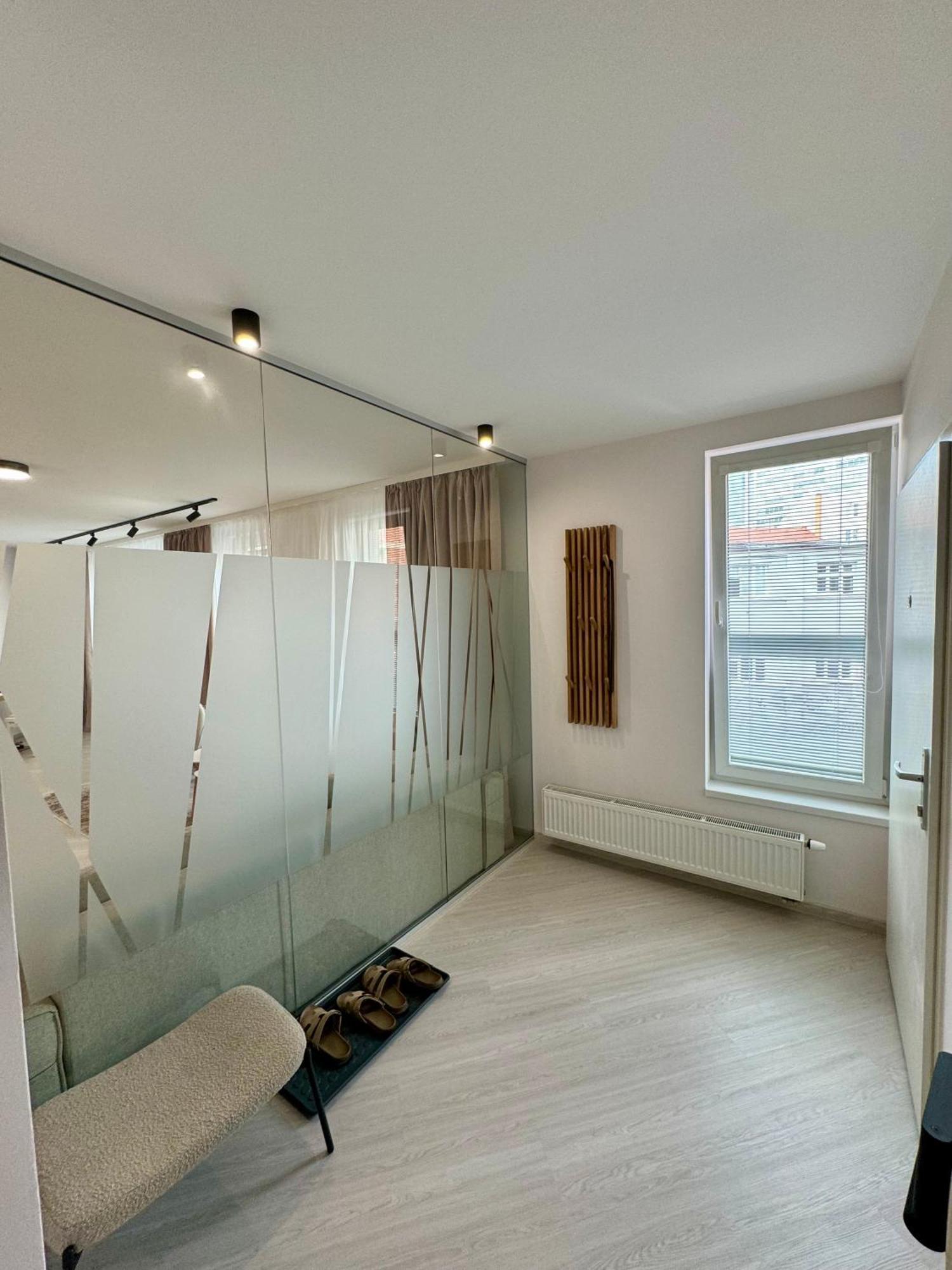 Skau Piano Family & Business Apartment Free Parking Bratislava Exterior foto