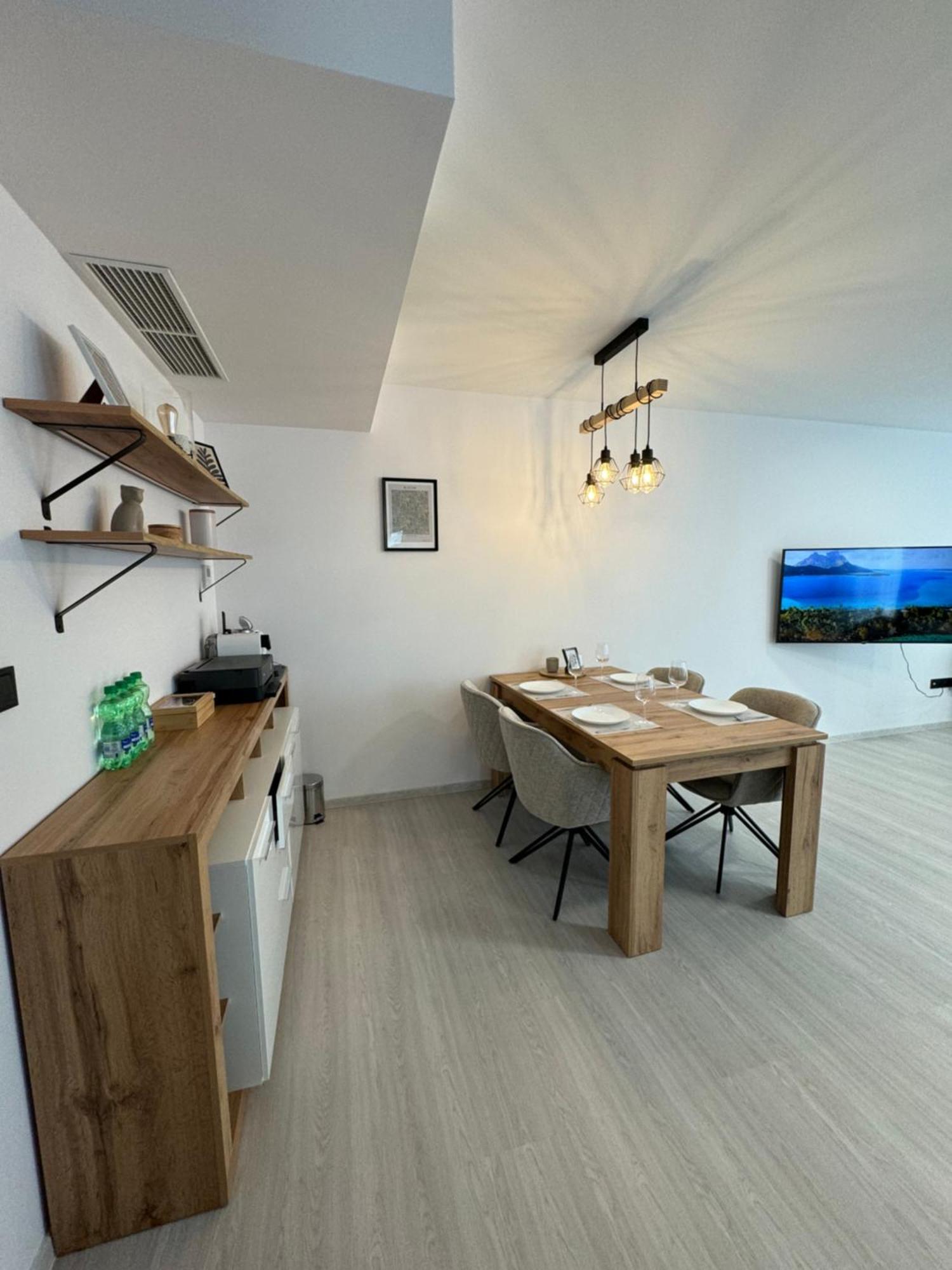 Skau Piano Family & Business Apartment Free Parking Bratislava Exterior foto